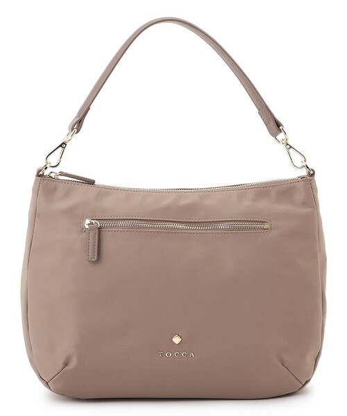 TOCCA(トッカ)の「CUSHION SILHOUETTE NYLON BAG マルチWAY バッグ(ショルダーバッグ・レディース・ネイビー系/ブラック系/ベージュ系/ライトグレー系・F)」の18枚目の写真