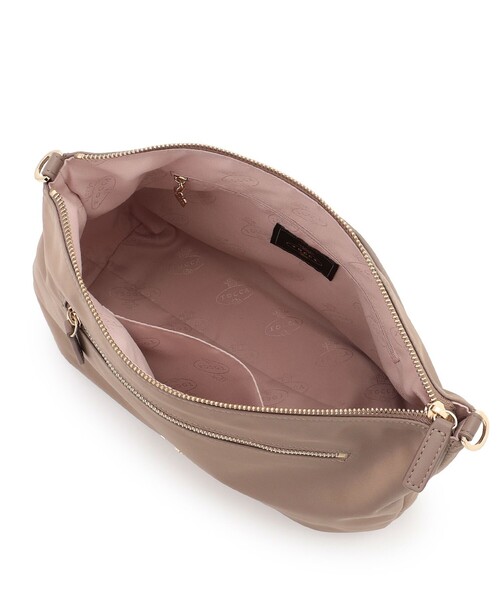 TOCCA(トッカ)の「CUSHION SILHOUETTE NYLON BAG マルチWAY バッグ(ショルダーバッグ・レディース・ネイビー系/ブラック系/ベージュ系/ライトグレー系・F)」の19枚目の写真