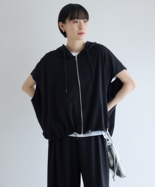 Paradise Picnic（パラダイスピクニック）の「ジップアップシャーリングパーカー（パーカー・レディース・ブラック/チャコールグレー・FREE）」の2枚目の写真