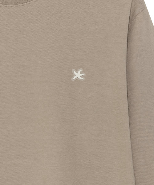 THECOLDESTMOMENT（ザコールデストモーメント）の「TCM mini logo label long sleeve (grey beige)（Tシャツ/カットソー・レディース・その他・MEDIUM/LARGE）」の4枚目の写真