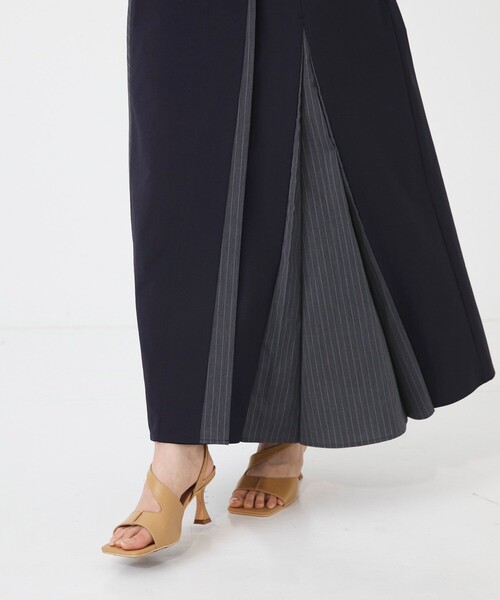 UNITED TOKYO(ユナイテッドトウキョウ)の「【残りわずか!】リターンベルトラップスカート|ウォッシャブル/オフィスカジュアル/接触冷感/UVカット/花粉ガード/夏服(スカート・レディース・ベージュ/ネイビー/グレー・1/2/3)」の12枚目の写真