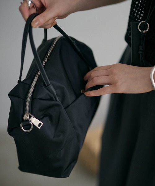 LAULEN（ローレン）の「nylon combi switching boston handbag /ナイロンコンビ切替ボストンハンドバッグ（ボストンバッグ・レディース・ブラック/ライトグレー・FREE）」の12枚目の写真