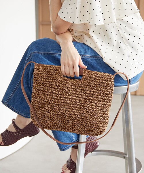 BEAUTY&YOUTH UNITED ARROWS(ビューティーアンドユースユナイテッドアローズ)の「ペーパー スクエア レザーハンドル ショルダーバッグ 2WAY(かごバッグ・レディース・ブラウン系/ナチュラル・FREE)」の1枚目の写真