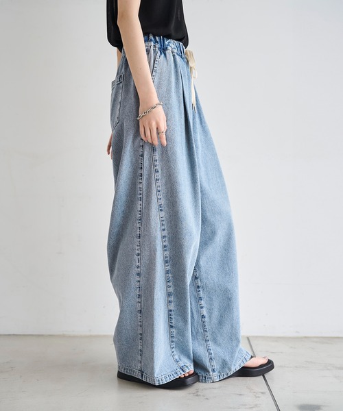 meilmada(メイルマダ)の「タックイージーデニムパンツ(デニムパンツ・レディース・ブルー・SMALL/MEDIUM/LARGE)」の3枚目の写真