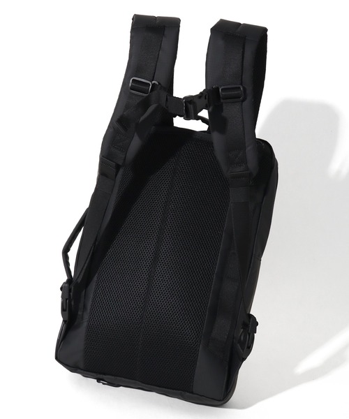 MICHAEL LINNELL(マイケル リンネル)の「【MICHAEL LINNELL/マイケルリンネル】Slim 3-Way Bag/スリム 3way バック バックパック(容量:約8L)(バックパック/リュック・レディース・ブラック・FREE)」の9枚目の写真