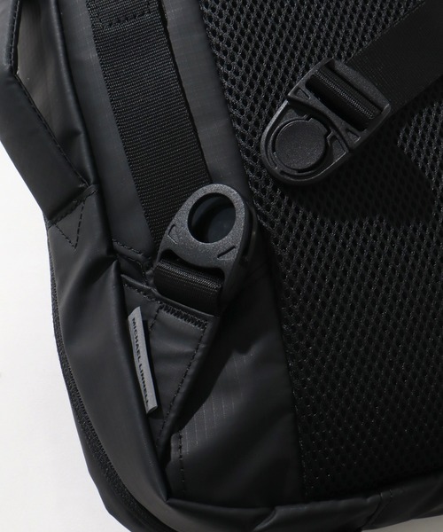 MICHAEL LINNELL(マイケル リンネル)の「【MICHAEL LINNELL/マイケルリンネル】Slim 3-Way Bag/スリム 3way バック バックパック(容量:約8L)(バックパック/リュック・レディース・ブラック・FREE)」の16枚目の写真
