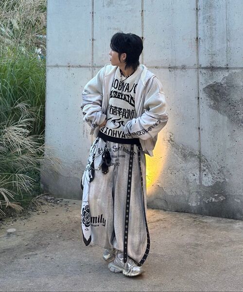AJOBYAJO（アジョバイアジョ）の「[PBA] Total Logo Cropped Sweater [IVORY]（ニット/セーター・メンズ・その他・SMALL/MEDIUM/LARGE）」の13枚目の写真
