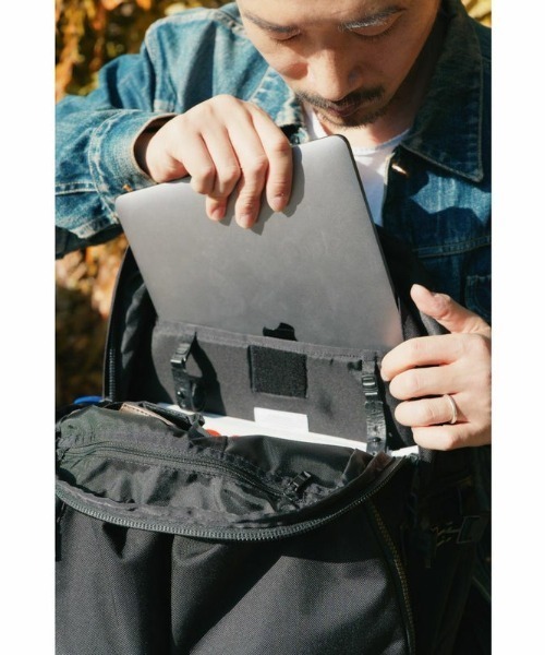 AS2OV(アッソブ)の「【AS2OV/アッソブ】 EXCLUSIVE BALLISTIC NYLON 2POCKET DAYPACK / デイパック バックパック(バックパック/リュック・メンズ・カーキ/ブラック・FREE)」の9枚目の写真