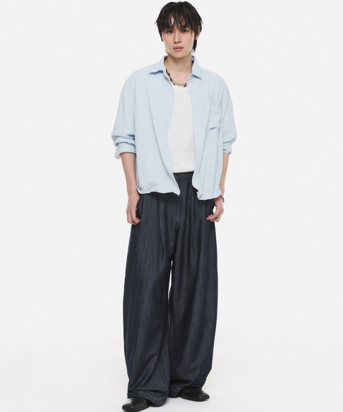 DNSR（ディーエヌエスアール）の「ドレープカーブドスラックスインディゴ（その他パンツ・メンズ・その他・SMALL/MEDIUM/LARGE/X-LARGE）」の4枚目の写真