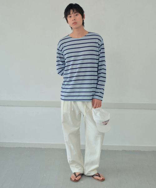 WEDNESDAY OASIS（ウェンズデーオアシス）の「セミカーブドツイルツーピンタックパンツ_IVORY(WB6PT12)（その他パンツ・メンズ・アイボリー・MEDIUM/LARGE）」の4枚目の写真