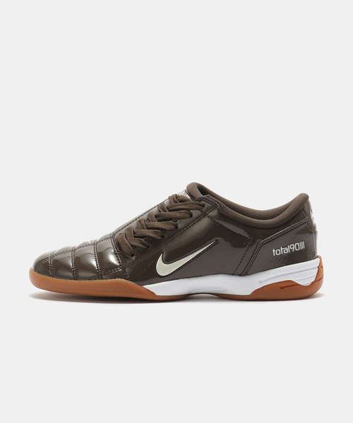 NIKE(ナイキ)の「NIKE WMNS TOTAL 90 IB5666-202(スニーカー・レディース・ベージュ・25cm/24cm/23cm)」の1枚目の写真
