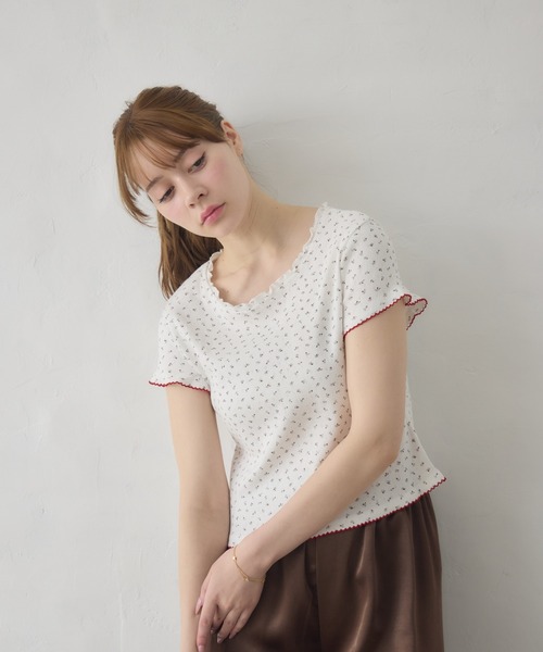 Siel(シエル)の「フラワー柄メロウカットソー(Tシャツ/カットソー・レディース・グレー/ブルー/ホワイト・FREE)」の11枚目の写真