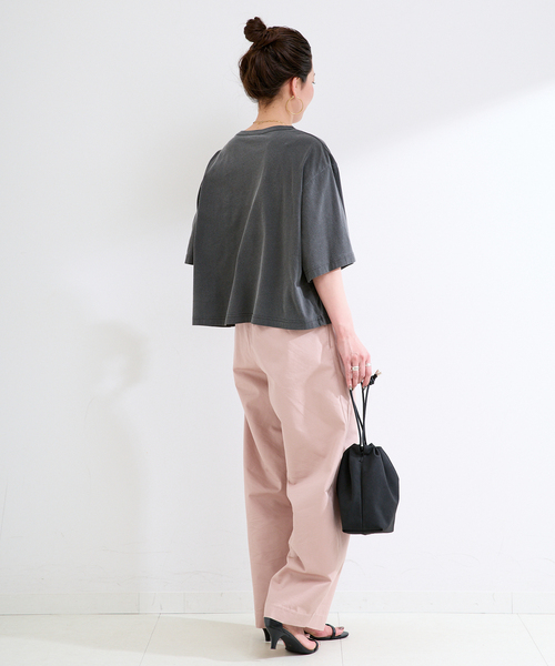 Simplicite(サンプリシテ)の「手洗い可 / ピグメントロゴTEE(Tシャツ/カットソー・レディース・チャコールグレー/ブラウン/ホワイト・FREE)」の6枚目の写真