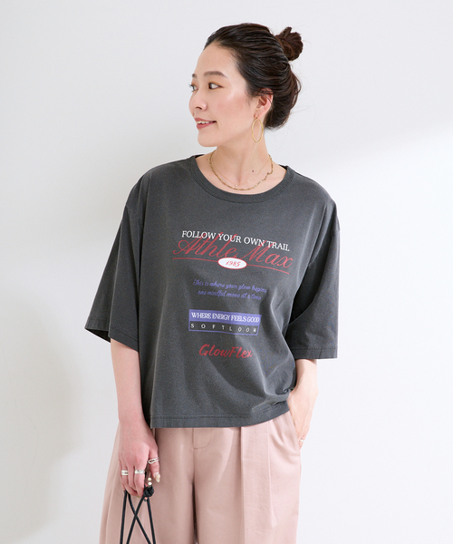 Simplicite(サンプリシテ)の「手洗い可 / ピグメントロゴTEE(Tシャツ/カットソー・レディース・チャコールグレー/ブラウン/ホワイト・FREE)」の7枚目の写真