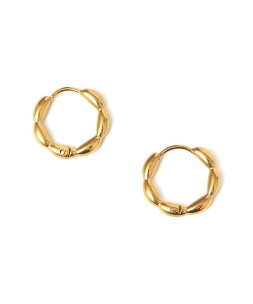 SHIPS（シップス）の「ニュアンス ステンレス フープ ピアス（ピアス（両耳用）・レディース・シルバー/ゴールド・ONE SIZE）」の5枚目の写真