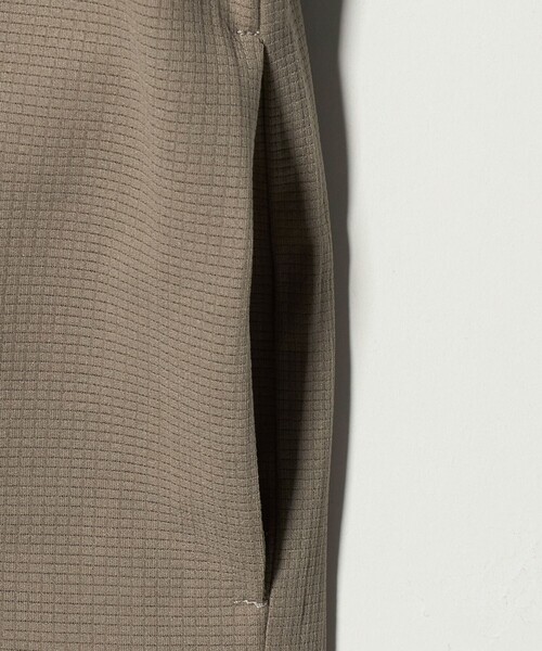 A DAY IN THE LIFE UNITED ARROWS（アデイインザライフユナイテッドアローズ）の「CIRCLE MOVA メッシュ ワイドカットソー-ストレッチ・吸水速乾・通気性・UVカット-＜A DAY IN THE LIFE＞（Tシャツ/カットソー・メンズ・ベージュ/ブラック/オリーブ・L/M）」の18枚目の写真