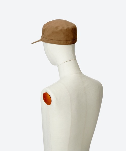 KIJIMA TAKAYUKI（キジマ　タカユキ）の「COTTON SATIN WORK CAP（キャップ・レディース・カーキ/アイボリー・61cm/59cm/57cm）」の4枚目の写真