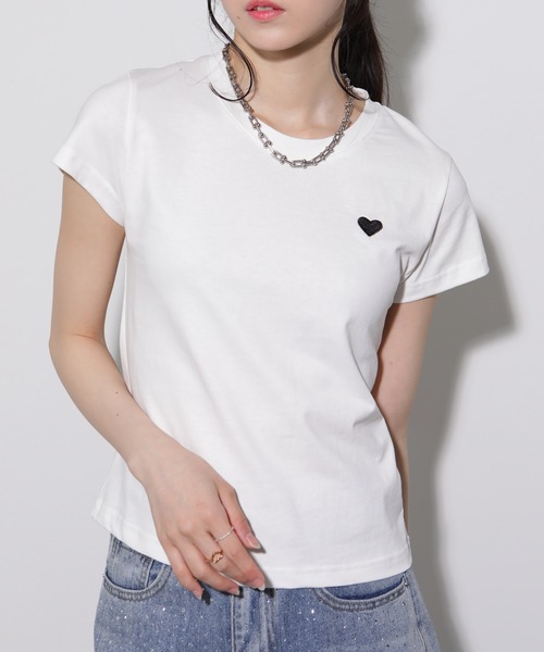 pumpkin port(パンプキンポート)の「ハート刺繍半袖Tシャツ(Tシャツ/カットソー・レディース・ブラック/レッド/ホワイト×ブラック・M)」の5枚目の写真