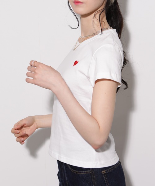 pumpkin port(パンプキンポート)の「ハート刺繍半袖Tシャツ(Tシャツ/カットソー・レディース・ブラック/レッド/ホワイト×ブラック・M)」の19枚目の写真