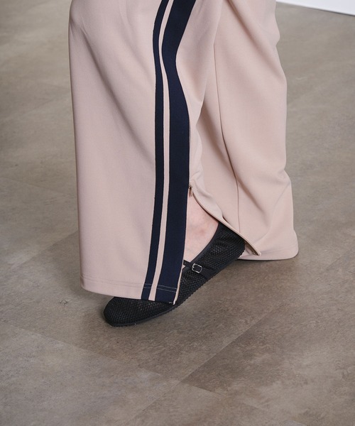 ROSE BUD（ローズバッド）の「SIDE LINE GEORGETTE PANTS（その他パンツ・レディース・ベージュ/バーガンディー・M/S）」の14枚目の写真
