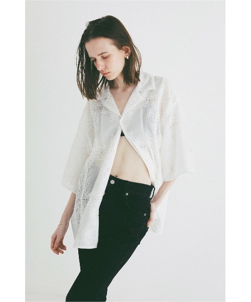 CLANE(クラネ)の「EMBROIDERY LACE BOX SHIRTS 10122-4263(シャツ/ブラウス・メンズ・ブラック/ホワイト/マルチ・1)」の5枚目の写真
