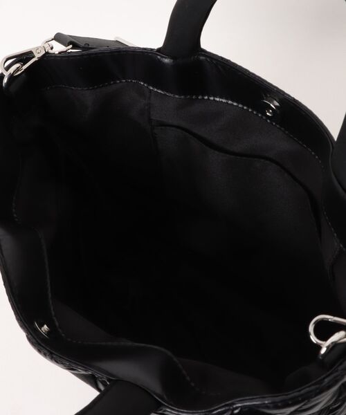 Scrap Book（スクラップブック）の「【MAISON MAVERICK PRESENTS】Quilted Tote Bag（トートバッグ・レディース・ブラック・FREE）」の4枚目の写真