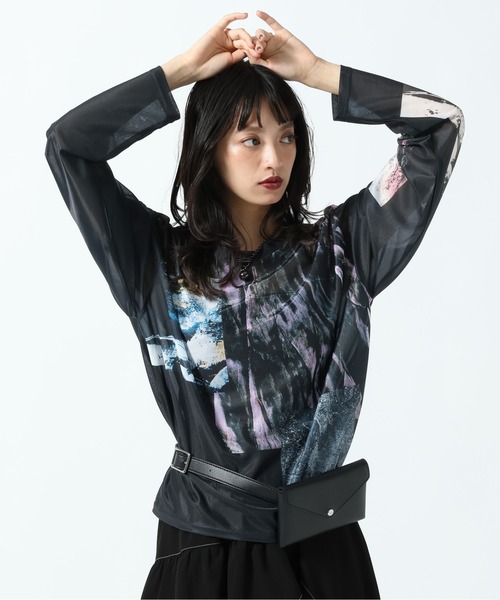 PAGEBOY(ページボーイ)の「マルチフォトシアーロングスリーブ(Tシャツ/カットソー・レディース・ブラック/オフホワイト・FREE)」の1枚目の写真
