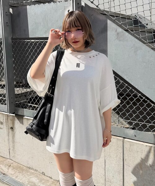 Mavie..7(メヴィセットゥ)の「【Mavie..7】Unisex刺繍アイレットBIGTee(Tシャツ/カットソー・レディース・ブラック/オフホワイト・FREE)」の9枚目の写真