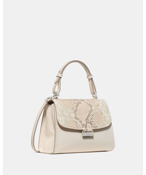 kate spade new york(ケイトスペード ニューヨーク)の「ライリー スネーク エンボス スモール トップ ハンドル バッグ(ショルダーバッグ・レディース・ベージュ・ONESIZE)」の4枚目の写真