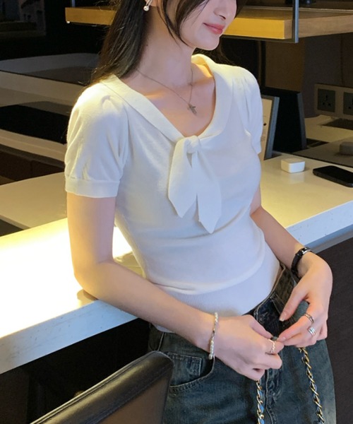 LUCPY(ラクピー)の「リボンVネックリブトップス(その他トップス・レディース・グレー/ピンク/ホワイト・SMALL/MEDIUM/LARGE)」の4枚目の写真