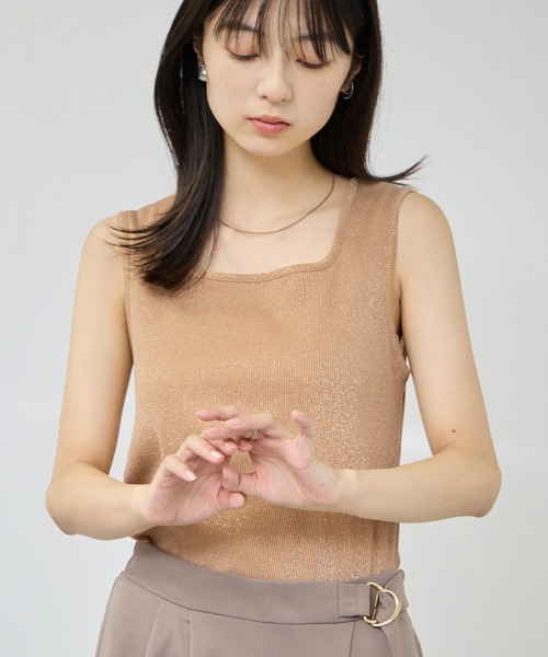 NAVY(ネイビー)の「【SARARI/サラリ】UVカット スクエアネック ラメタンクトップ(タンクトップ・レディース・ブラック/ピンク/グレー/オレンジ・XL/M/L)」の4枚目の写真