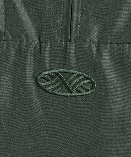 MENASOO（ミナス）の「Unisex Easy Move Half Zip_Khaki（ナイロンジャケット・レディース・カーキ・1/2）」の21枚目の写真