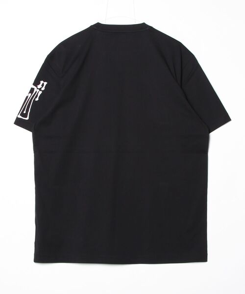Y-3(ワイスリー)の「Y-3 CHITO CITY GRAPHIC SHORT SLEEVE TEE(Tシャツ/カットソー・メンズ・ブラック・XX-LARGE/XX-SMALL/X-SMALL/SMALL/MEDIUM/LARGE/X-LARGE)」の6枚目の写真