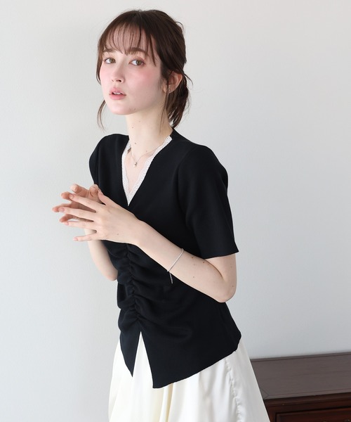 BLUEEAST(ブルーイースト)の「フロントシャーリングニット(ニット/セーター・レディース・グレー/アイボリー/ブラック・MEDIUM)」の5枚目の写真