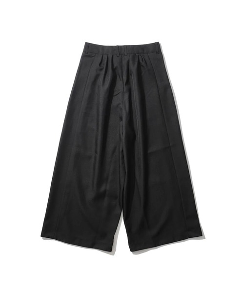 68&brothers(シックスティエイトアンドブラザーズ)の「INTODUSK / CLOAK TROUSERS(Tシャツ/カットソー・メンズ・ブラック・SMALL/MEDIUM)」の2枚目の写真