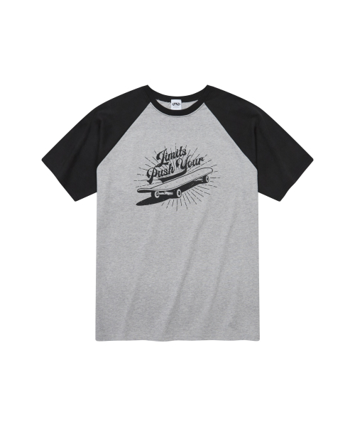FERNOV(ペルノブ)の「スケートボードグラフィックレグランTシャツグレー(Tシャツ/カットソー・メンズ・その他・1/2/3)」の4枚目の写真