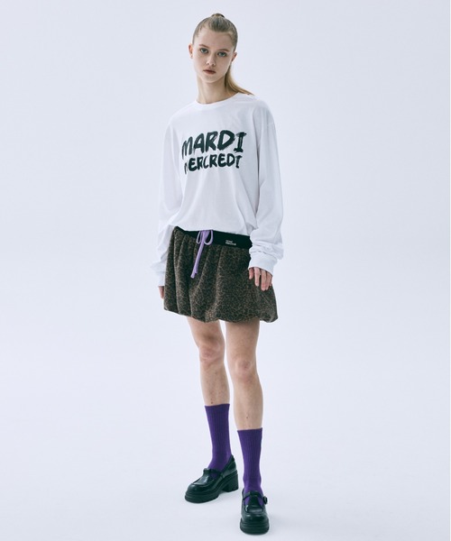 Mardi Mercredi(マルディメクルディ)の「UNISEX TSHIRT LONG SLEEVE BRUSH LOGO CONTRAST / ユニセックス Tシャツ ロング スリーブ ブラッシュ ロゴ コントラスト(Tシャツ/カットソー・レディース・グレー/ブラック×ホワイト/ホワイト×ブラック・FREE)」の8枚目の写真