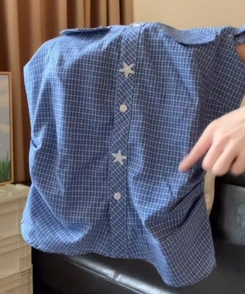Ritzy(リッツィー)の「チェック・星ボタン半袖シャツ(シャツ/ブラウス・レディース・ブルー・MEDIUM/LARGE)」の5枚目の写真