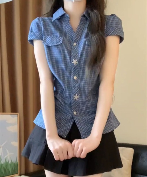 Ritzy(リッツィー)の「チェック・星ボタン半袖シャツ(シャツ/ブラウス・レディース・ブルー・MEDIUM/LARGE)」の2枚目の写真