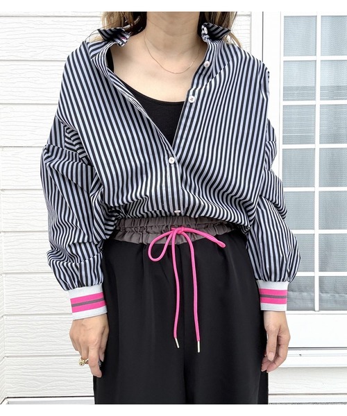 Q（キュー）の「【秋の大本命】ウエストバイカラーギャザーワイドパンツ　2026秋冬　MUSTBUY　定番　万能　美脚パンツ（その他パンツ・レディース・グレイッシュベージュ/ブラック・MEDIUM）」の12枚目の写真