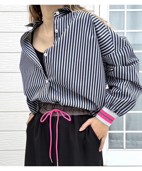 Q（キュー）の「【秋の大本命】ウエストバイカラーギャザーワイドパンツ　2026秋冬　MUSTBUY　定番　万能　美脚パンツ（その他パンツ・レディース・グレイッシュベージュ/ブラック・MEDIUM）」の14枚目の写真