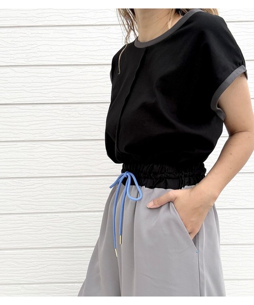 Q（キュー）の「【秋の大本命】ウエストバイカラーギャザーワイドパンツ　2026秋冬　MUSTBUY　定番　万能　美脚パンツ（その他パンツ・レディース・グレイッシュベージュ/ブラック・MEDIUM）」の20枚目の写真