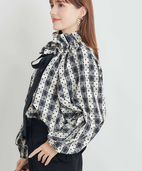 PICCIN(ピッチン)の「チェックドットザビエルブラウス(シャツ/ブラウス・レディース・ベージュ・M)」の3枚目の写真