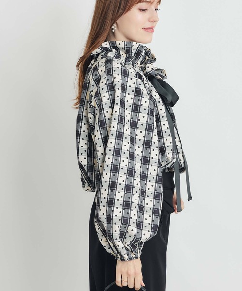 PICCIN(ピッチン)の「チェックドットザビエルブラウス(シャツ/ブラウス・レディース・ベージュ・M)」の5枚目の写真