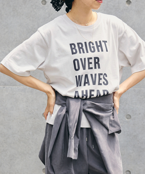 IENA(イエナ)の「コットンフロントロゴTシャツ(Tシャツ/カットソー・レディース・ホワイト/グレー/カーキ・FREE)」の19枚目の写真