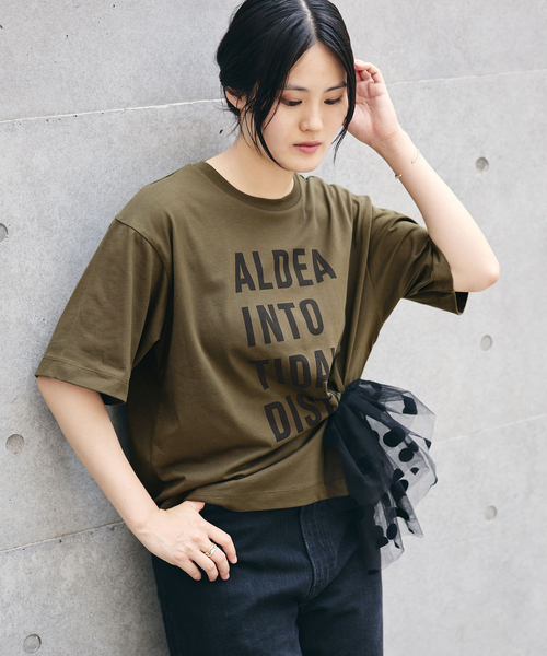 IENA(イエナ)の「コットンフロントロゴTシャツ(Tシャツ/カットソー・レディース・ホワイト/グレー/カーキ・FREE)」の4枚目の写真