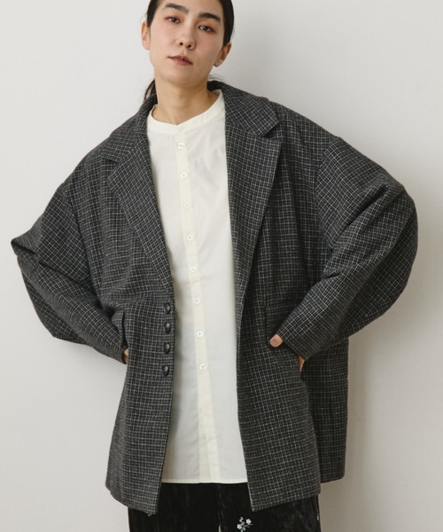 Libra Cue(リブラ キュー)の「ロングスリーブバンドカラーラウンドヘムシャツ(シャツ/ブラウス・レディース・ホワイト/ブラック/その他/ボルドー・FREE)」の14枚目の写真