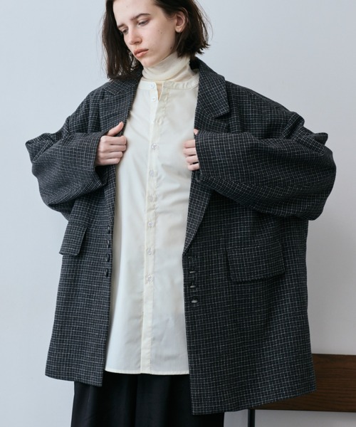 Libra Cue(リブラ キュー)の「ロングスリーブバンドカラーラウンドヘムシャツ(シャツ/ブラウス・レディース・ホワイト/ブラック/その他/ボルドー・FREE)」の22枚目の写真