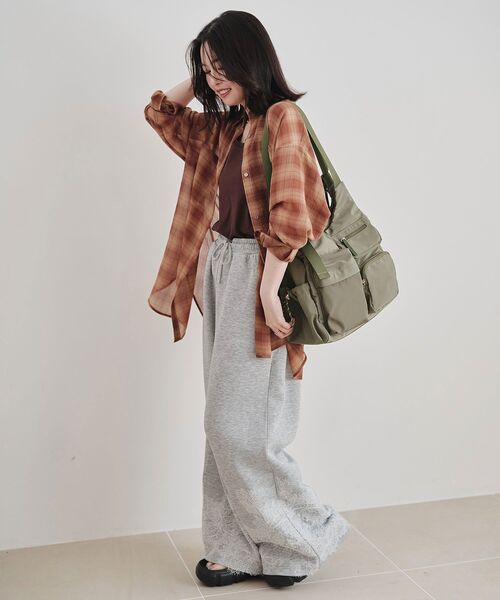 Green Parks(グリーンパークス)の「オーバーサイズチェックシャツ(シャツ/ブラウス・レディース・サックスブルー/ブラック/ベージュ/ブラウン・FREE)」の17枚目の写真