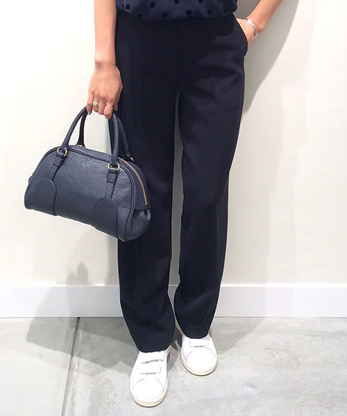 HELIOPOLE(エリオポール)の「ダブルクロスストレートタックパンツ(その他パンツ・レディース・ネイビー/ブラック/キャメル・38/34/36/40)」の3枚目の写真